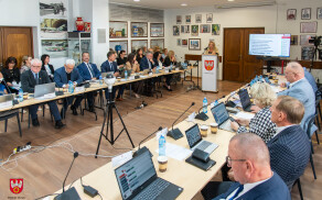 XXIII sesja Rady Powiatu w Pile – uchwały i zmiany kadrowe