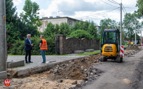 Trwa przebudowa drogi w Jeziorkach Kosztowskich