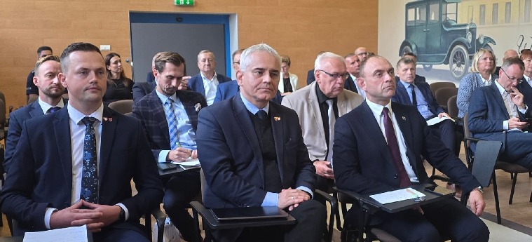 O współpracy z Policją na konwencie p...