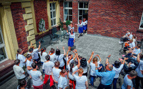 "Dom na krajeńską nutę” – wyjątkowa piosenka mieszkanek DPS w Falmierowie