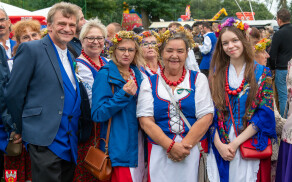 Uroczyste Dożynki w Łobżenicy - gminne, powiatowe i diecezjalne