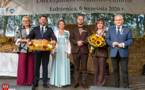 Uroczyste Dożynki w Łobżenicy - gminne, powiatowe i diecezjalne