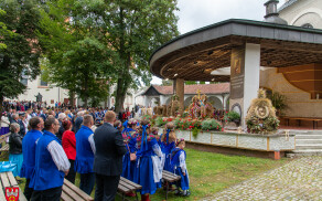 Uroczyste Dożynki w Łobżenicy - gminne, powiatowe i diecezjalne