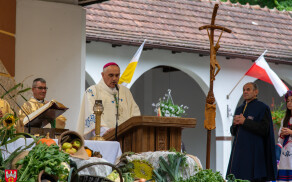 Uroczyste Dożynki w Łobżenicy - gminne, powiatowe i diecezjalne