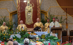 Uroczyste Dożynki w Łobżenicy - gminne, powiatowe i diecezjalne