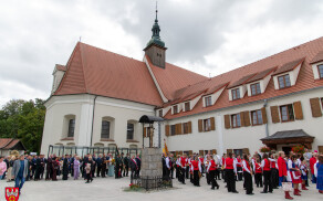 Uroczyste Dożynki w Łobżenicy - gminne, powiatowe i diecezjalne
