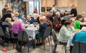 Śniadnie wielkanocne z seniorami w Szydłowie