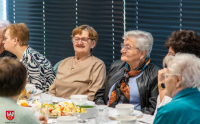Śniadnie wielkanocne z seniorami w Szydłowie