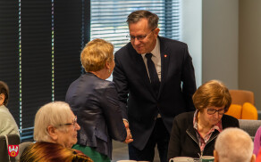 Śniadnie wielkanocne z seniorami w Szydłowie