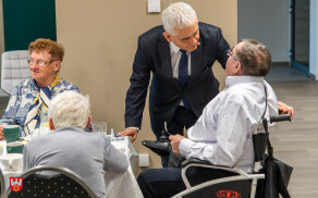 Śniadnie wielkanocne z seniorami w Szydłowie