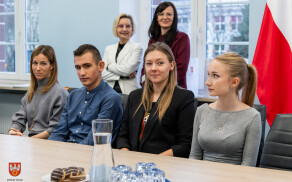 wręczenie nagród laureatom