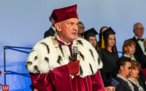 250 absolwentów ANS w Pile odebrało dyplomy