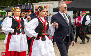 Dożynki gminne w Brzostowie- święto plonów i wspólnoty