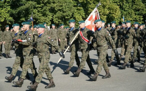 Obchody Święta Wojska Polskiego w jednostkach w Wałczu