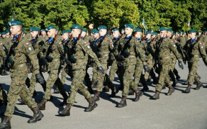 Obchody Święta Wojska Polskiego w jednostkach w Wałczu