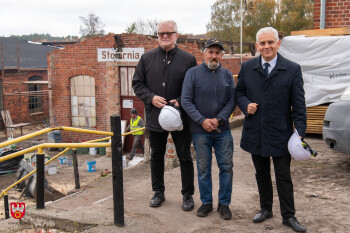 Intensywne prace budowlane na terenie Kolejki za 2,4 mln zł