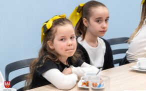 Cheerleaderki ze Szkoły Podstawowej nr 11  w Starostwie