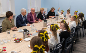 Cheerleaderki ze Szkoły Podstawowej nr 11  w Starostwie