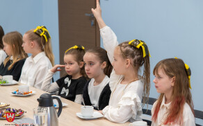 Cheerleaderki ze Szkoły Podstawowej nr 11  w Starostwie