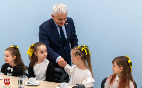 Cheerleaderki ze Szkoły Podstawowej nr 11  w Starostwie