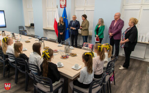 Cheerleaderki ze Szkoły Podstawowej nr 11  w Starostwie