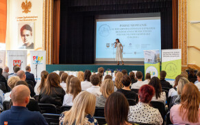 Nagrody dla młodych pasjonatów biologii i chemii