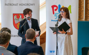 Nagrody dla młodych pasjonatów biologii i chemii