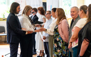 Nagrody dla młodych pasjonatów biologii i chemii