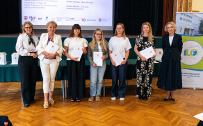 Nagrody dla młodych pasjonatów biologii i chemii