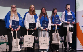 Nowi czeladnicy odebrali świadectwa