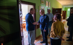 Z wizytą w Domu Pomocy Społecznej w Dębnie