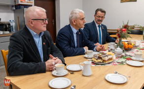 życzenia od zarządu dla mieszkanców i kadry