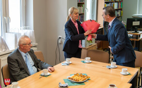 Życzenia z okazji Dnia Bibliotekarza i Bibliotek