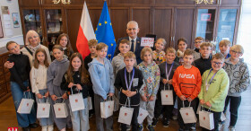 Uczniowie ze Szkoły Podstawowej STO g...