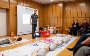 szkolenia z użyciem defibrylatorów AED