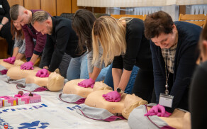 szkolenia z użyciem defibrylatorów AED