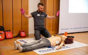 szkolenia z użyciem defibrylatorów AED