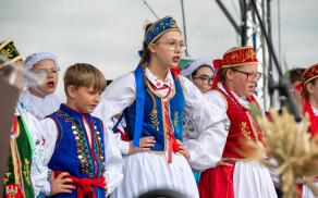 Święto plonów gminy Wyrzysk w Żelaźnie