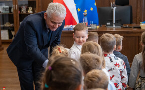 wizyta dzieci w Starostwie