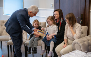 wizyta dzieci w Starostwie