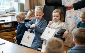 wizyta dzieci w Starostwie