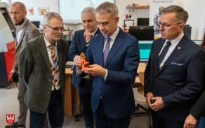 Wicepremier i Minister Cyfryzacji z wizytą w Pile