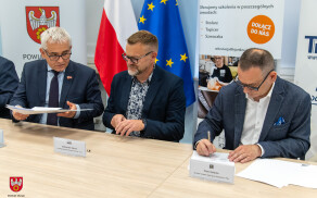 Współpraca Hjort Knudsen ze szkołą przy Teatralnej