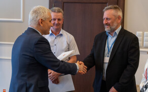 Gratulacje dla pracowników z okazji jubileuszu pracy