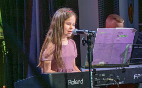 Koncert uczniów i pracowników oświaty