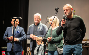 koncert w Kinie Iskra na leczenie Szymona