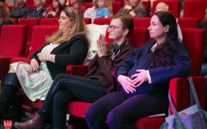 koncert w Kinie Iskra na leczenie Szymona