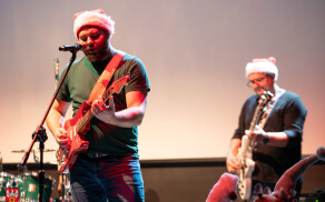 koncert w Kinie Iskra na leczenie Szymona