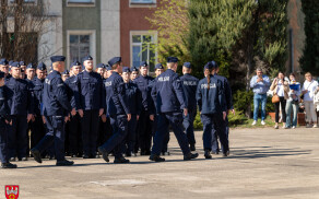 Uroczyste zakończenie szkolenia policyjnego w Pile