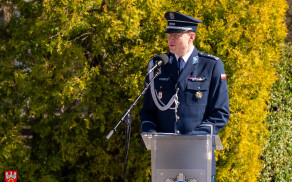 Uroczyste zakończenie szkolenia policyjnego w Pile